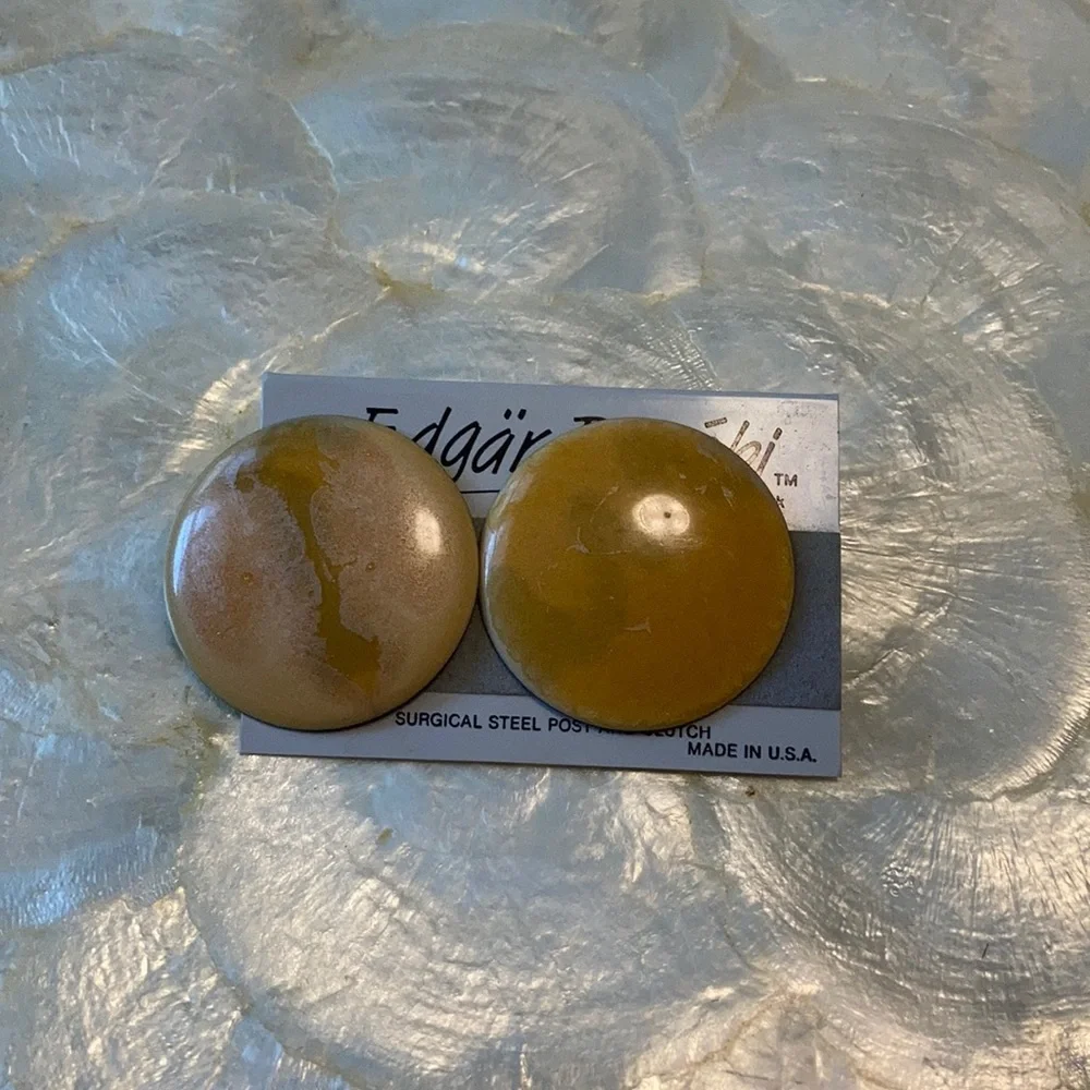 🆕 Beautiful Vintage Enamel Edgar Berebi Earrings Never Worn on Original Card